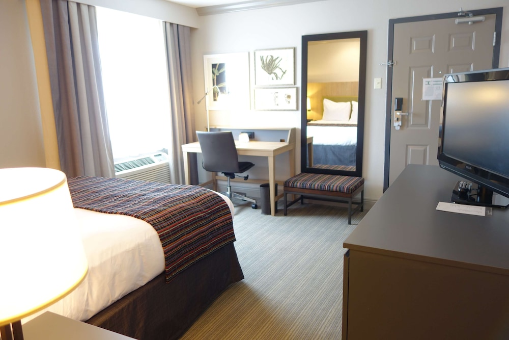 Country Inn Suites By Radisson Metairie New Orleans La 22/38