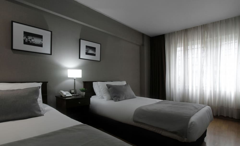 Hotel 8 de Octubre 5/48