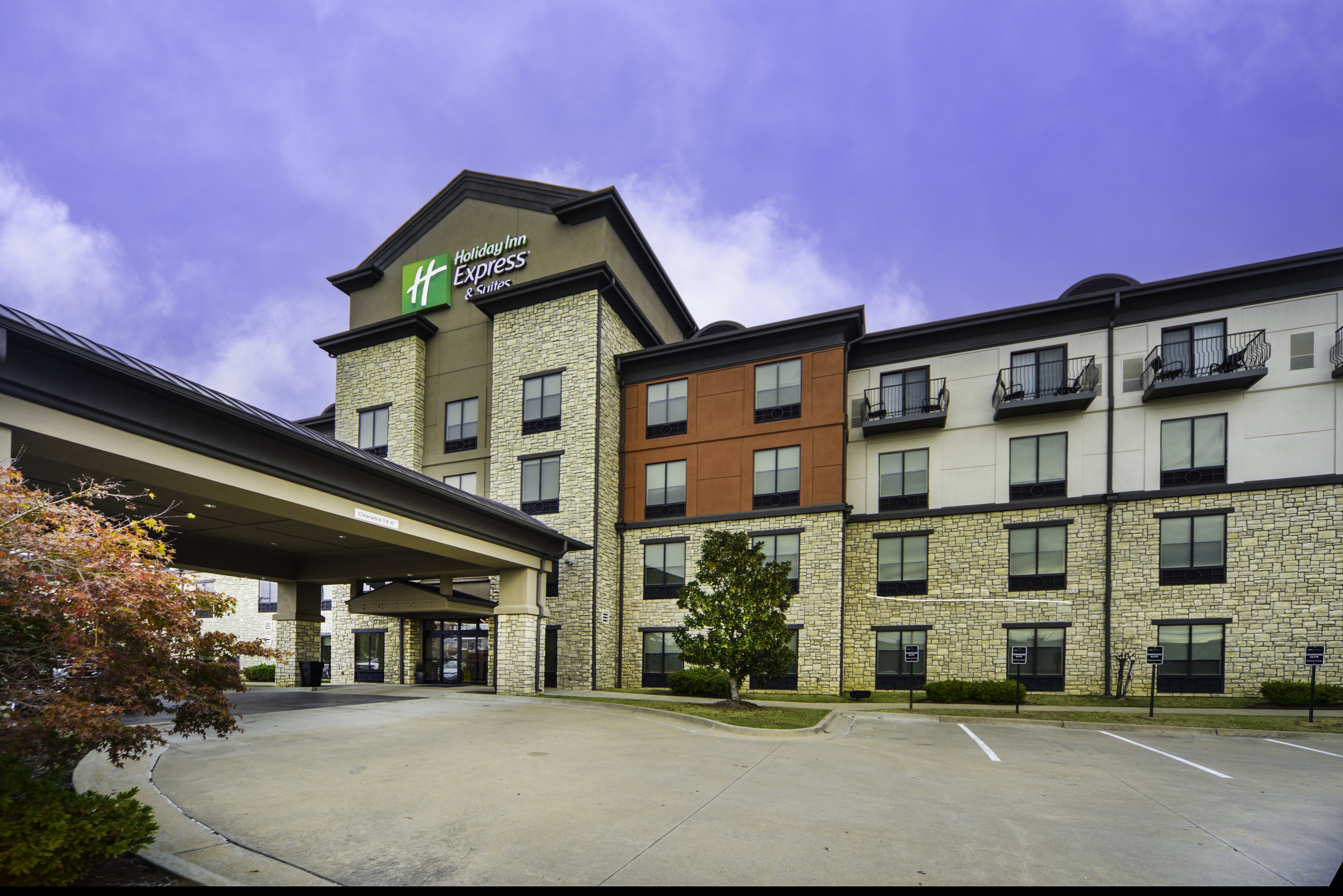 Holiday Inn Express Hotel Suites Conway 2/54