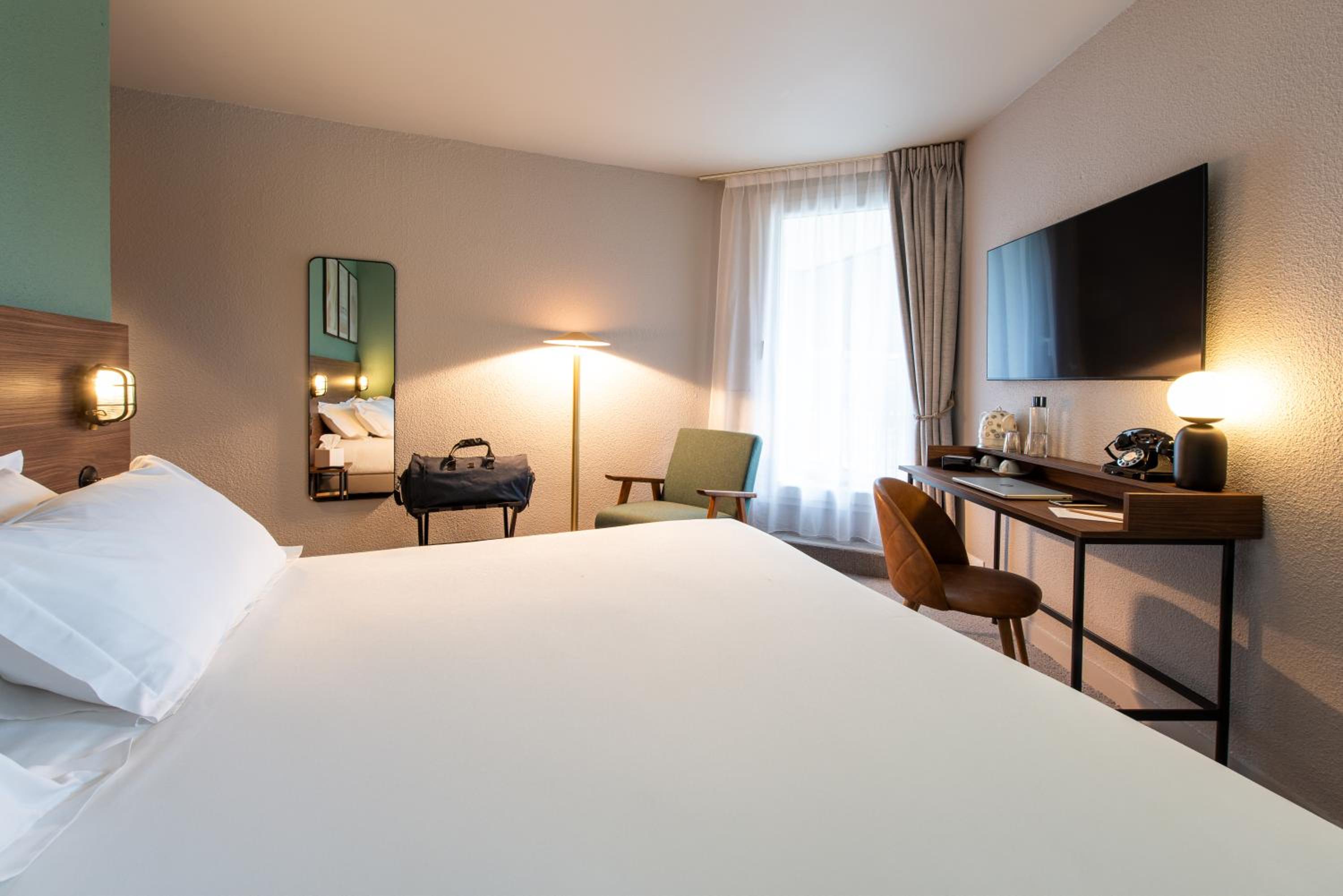 HOSTELLERIE ABBATIALE 14/55