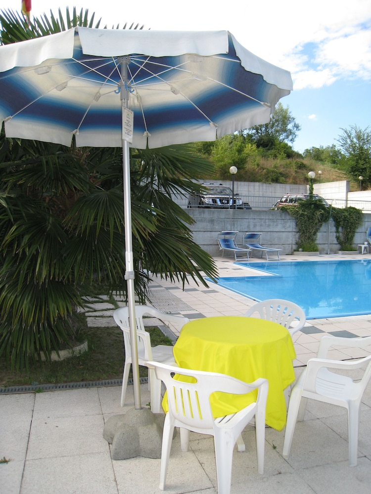 Albergo Boomerang 31/40