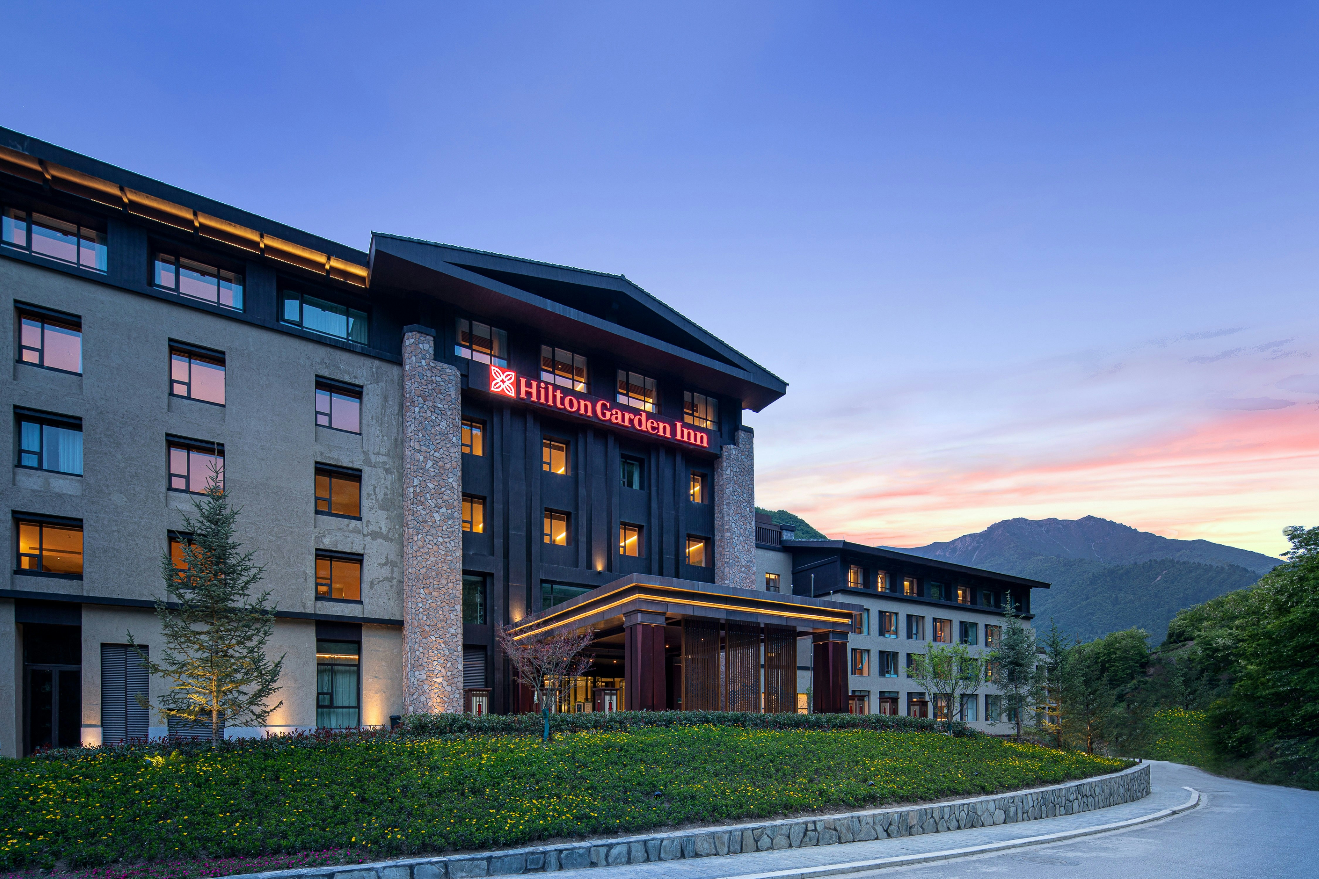 Hilton Garden Inn Jiuzhaigou China 3/51