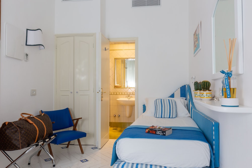 Hotel Villa Di Sorrento 33/60