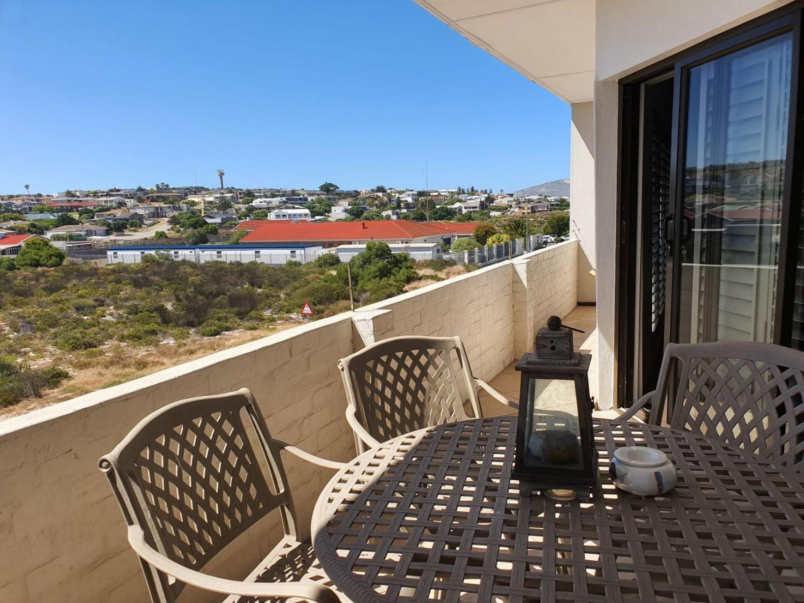 Albatross Guest House 33/40