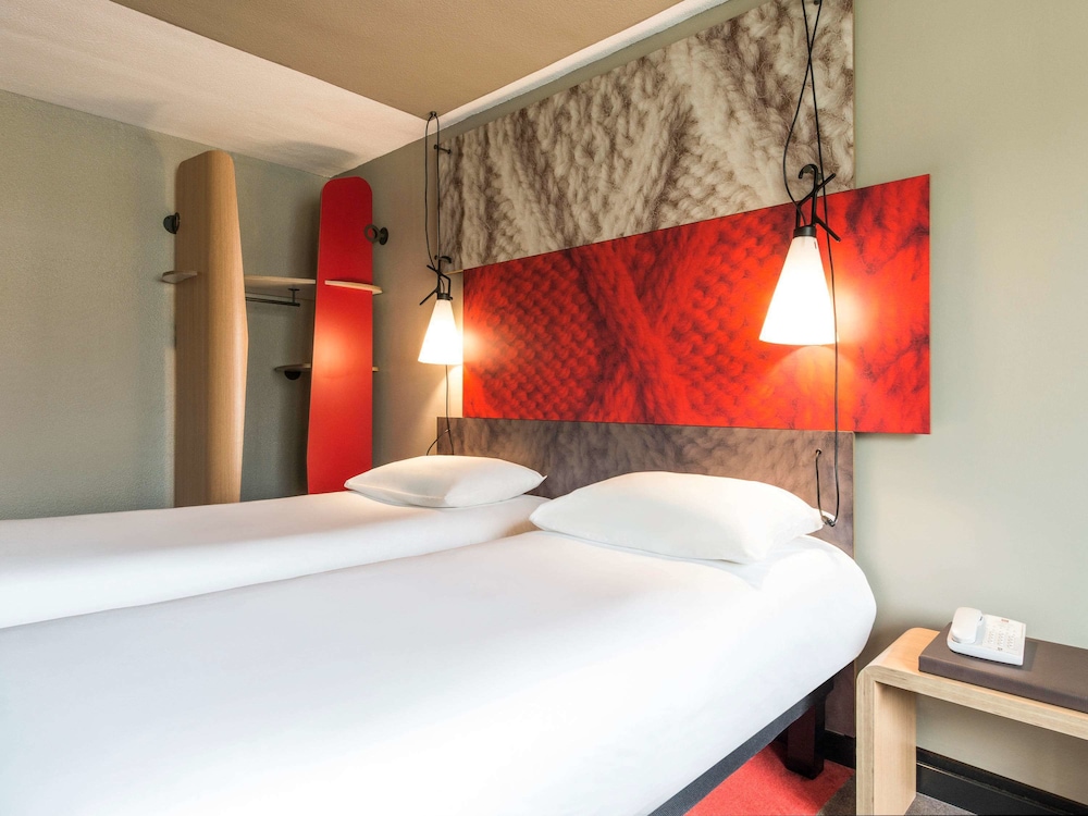 ibis Cognac Centre 10/53