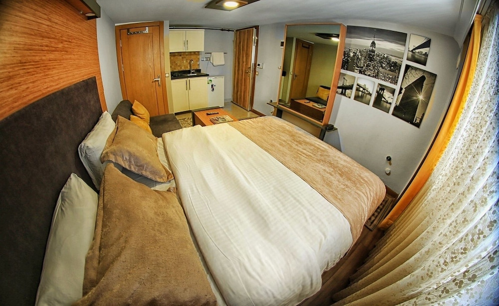 Concept House 17/49
