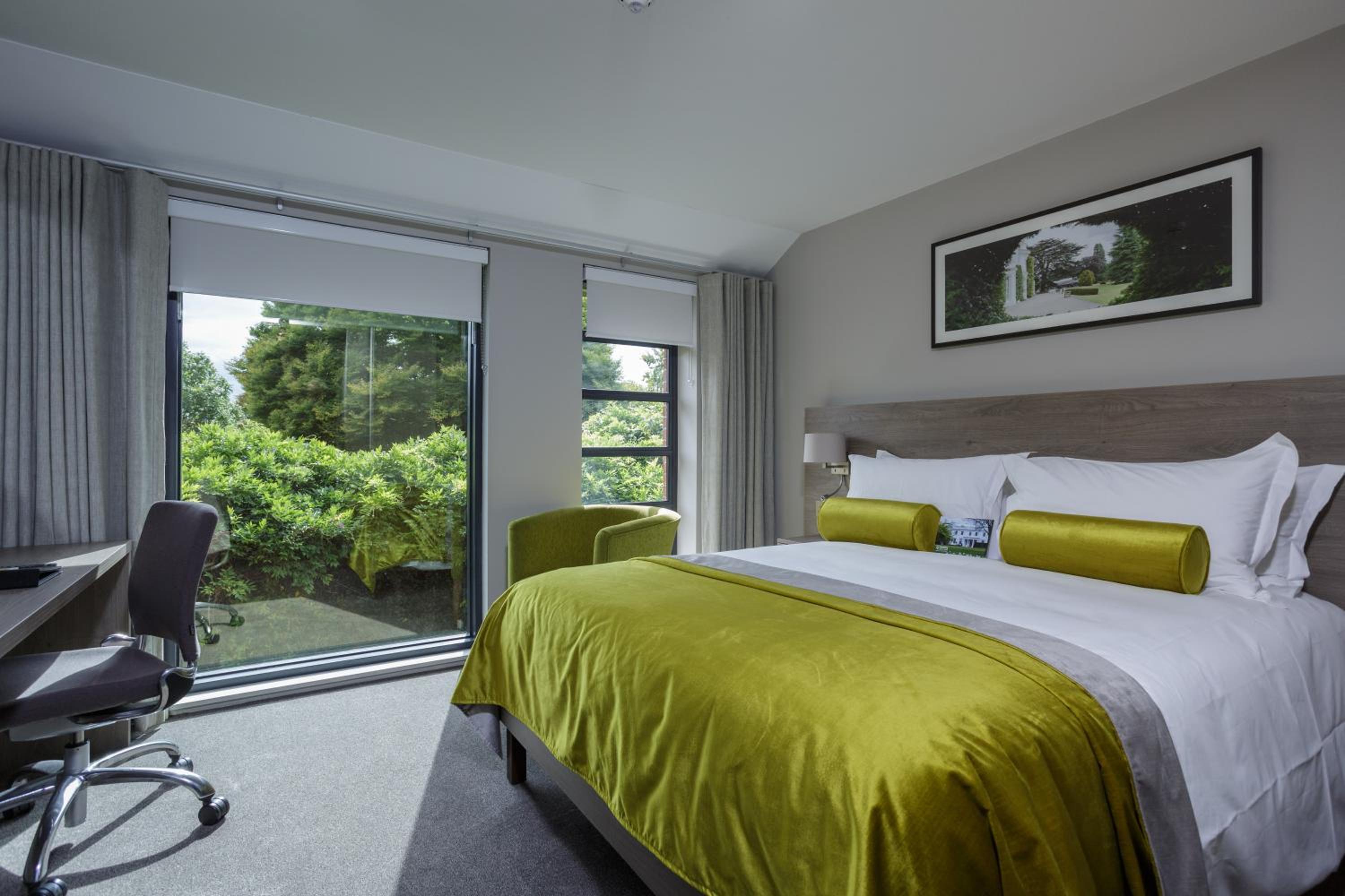 Greenlands Hotel 18/58