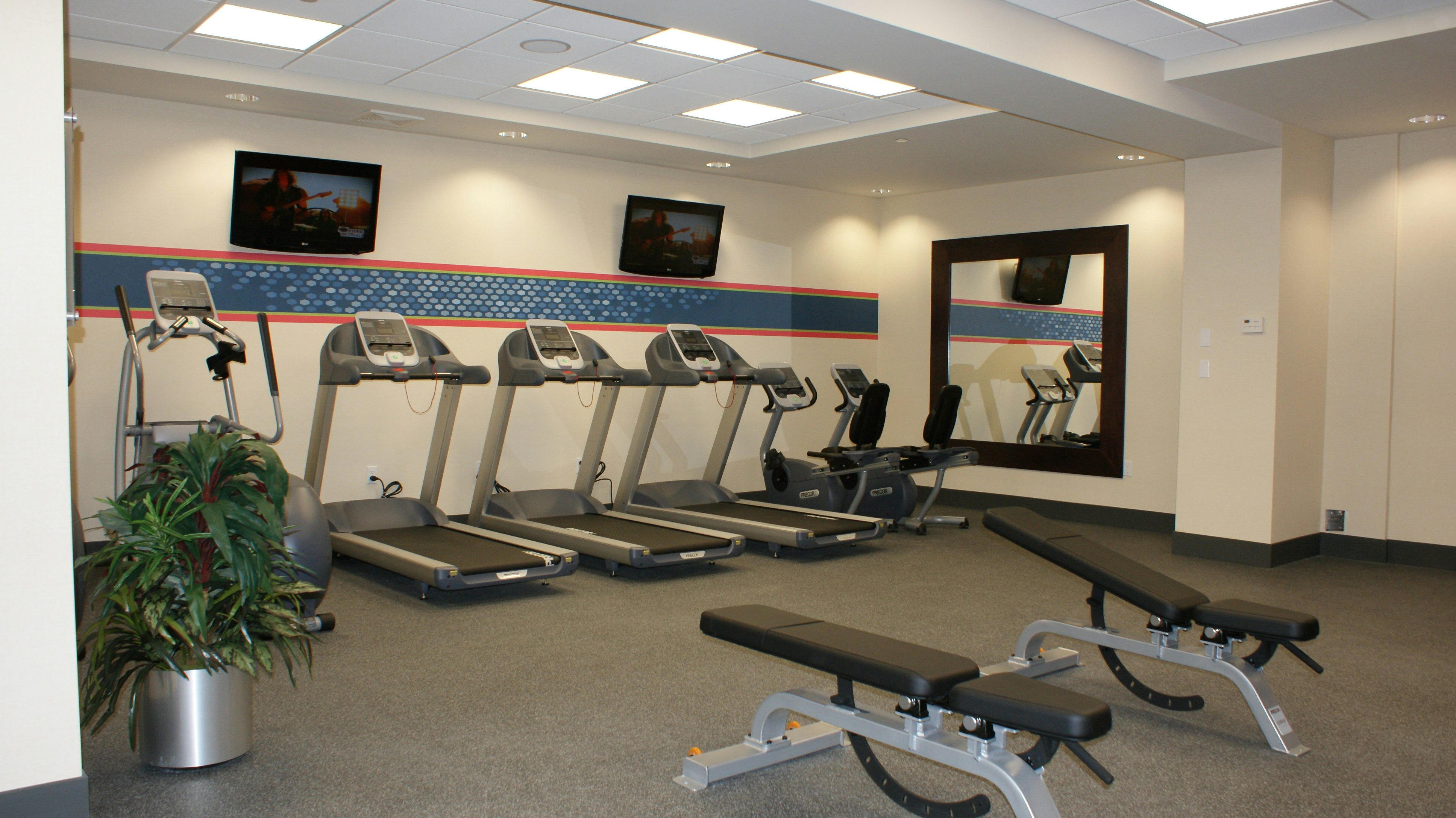 Hampton Inn by Hilton Fort Saskatchewan 14/23