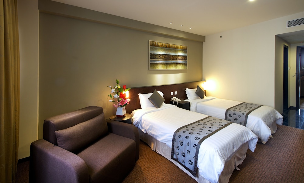 Hotel Royal Singapore 17/70