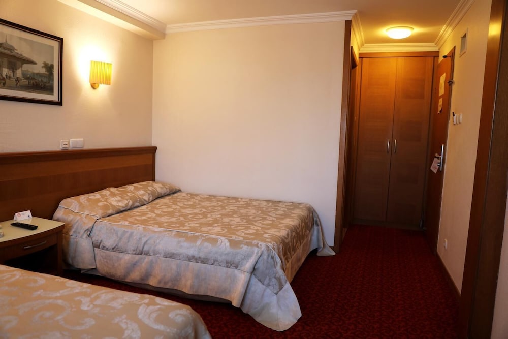 Yavuz Otel 19/49