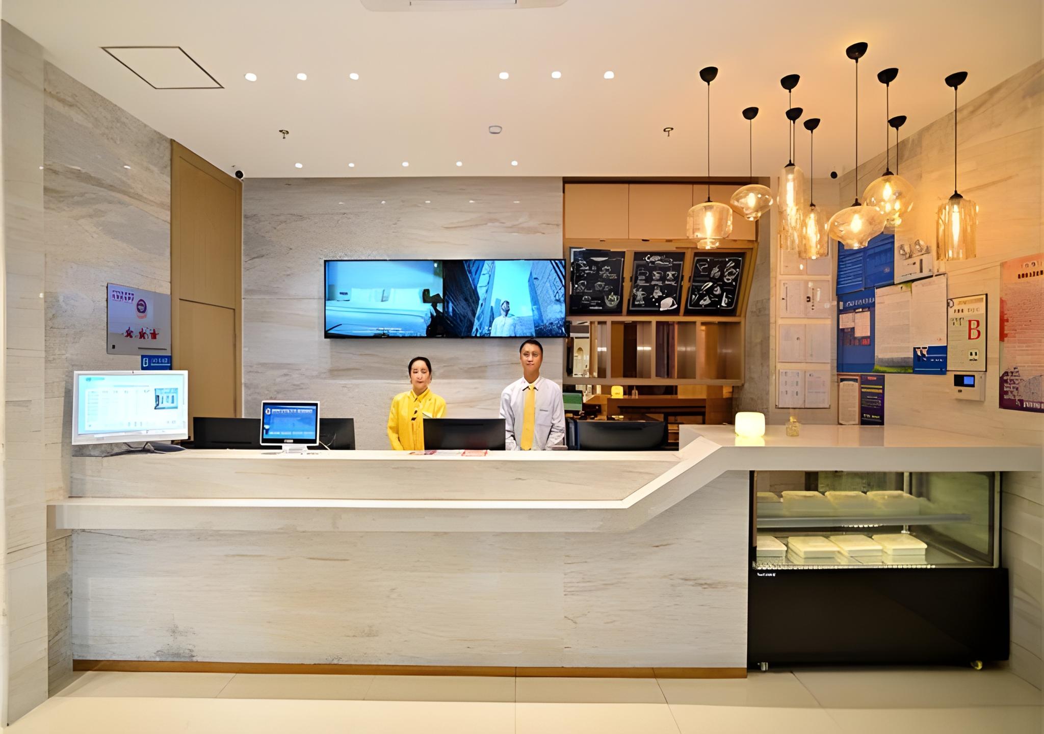 City Comfort Inn Kunming Nanping Wuyi Road Metro Station 10/44