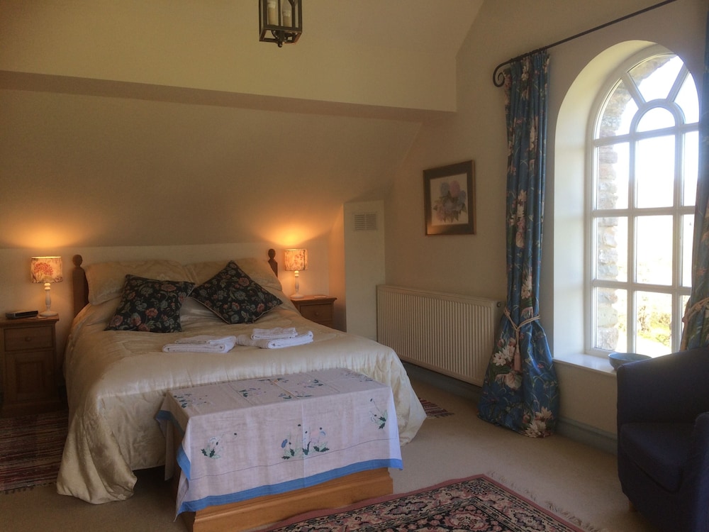 Alltybrain Farm Cottages 9/50