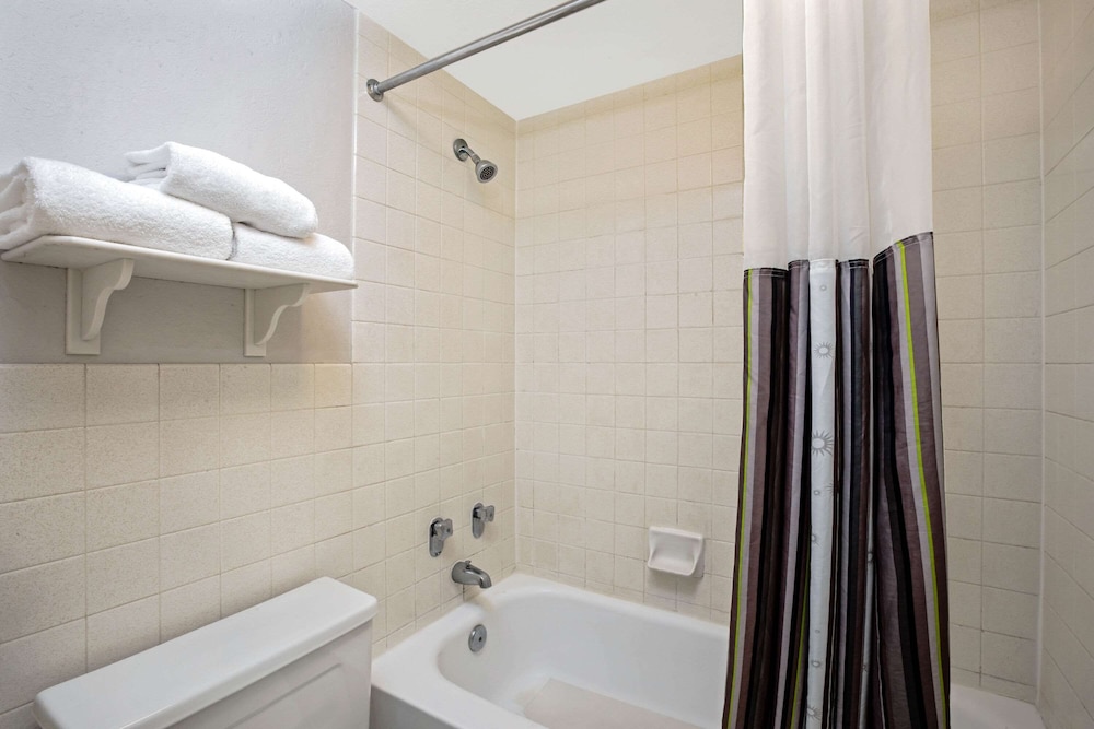 La Quinta Inn Stockton 20/53