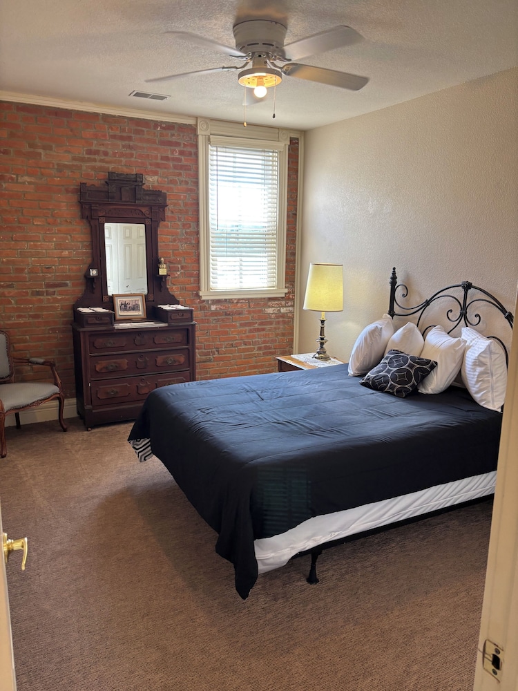 Presidential, Master, Suite, 3 Queen Beds, Sofa
