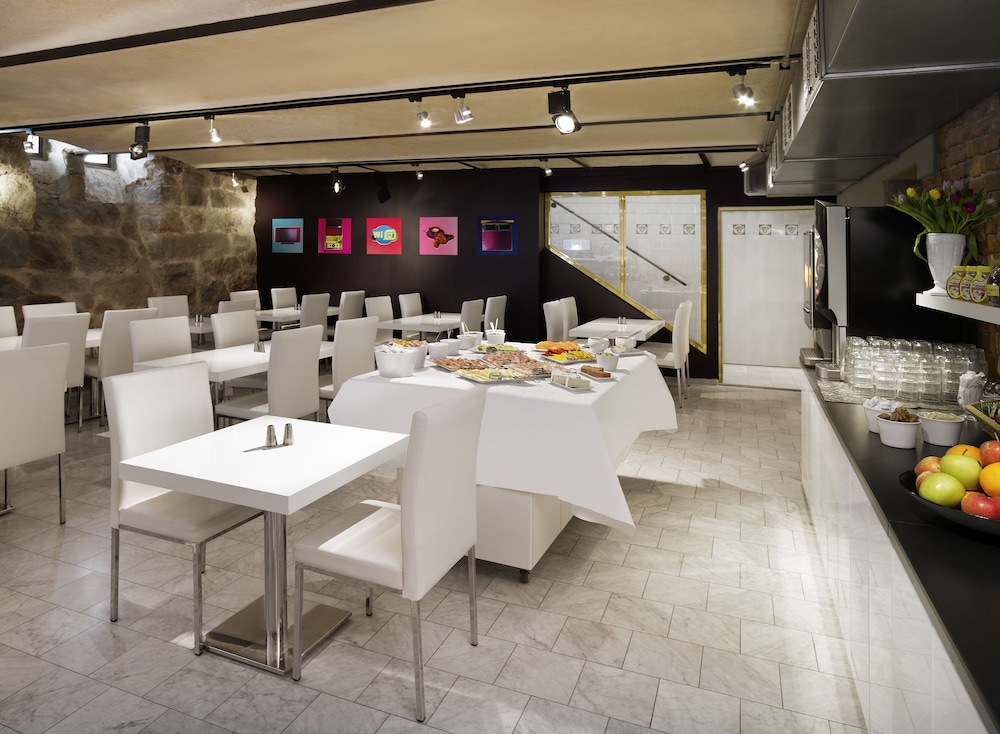 ibis Styles Stockholm Odenplan 64/73
