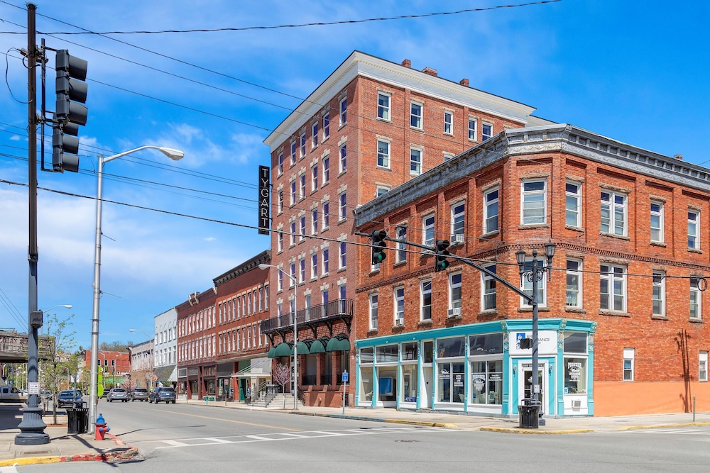 Tygart Hotel, Ascend Hotel Collection Elkins WV 60/66