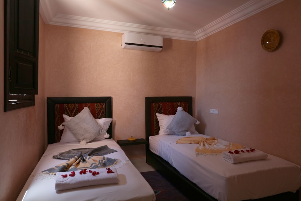 Riad Elite 12/75