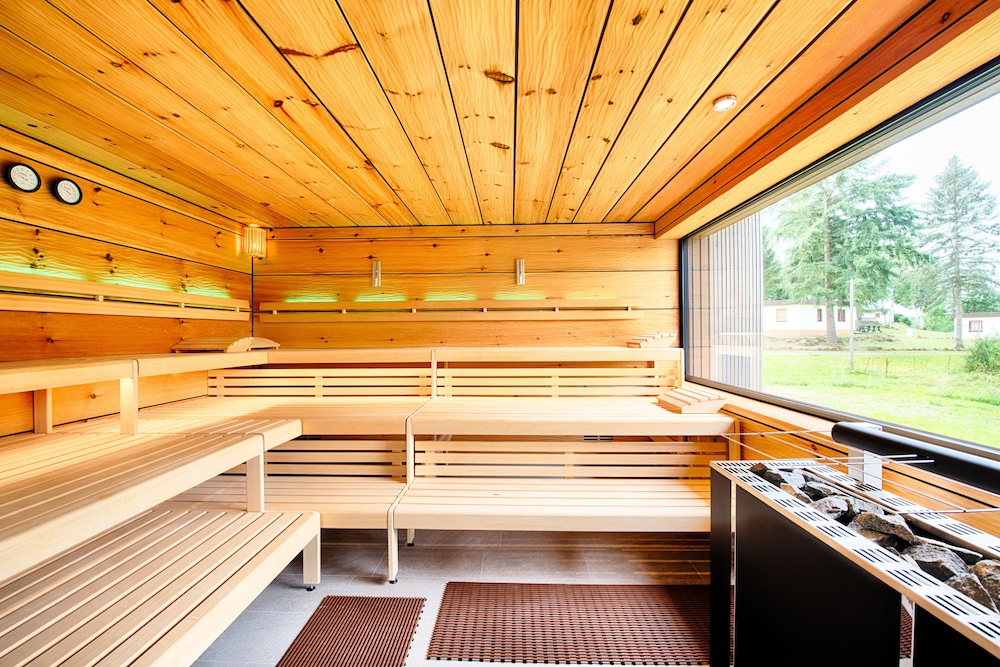 Seehotel Am Stausee 36/71