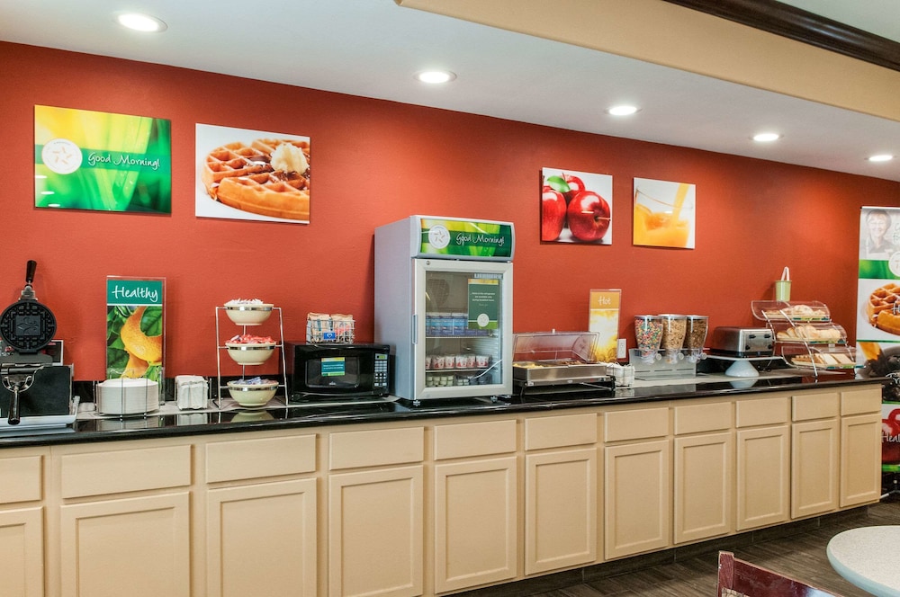 Quality Inn & Suites Houma 40/47