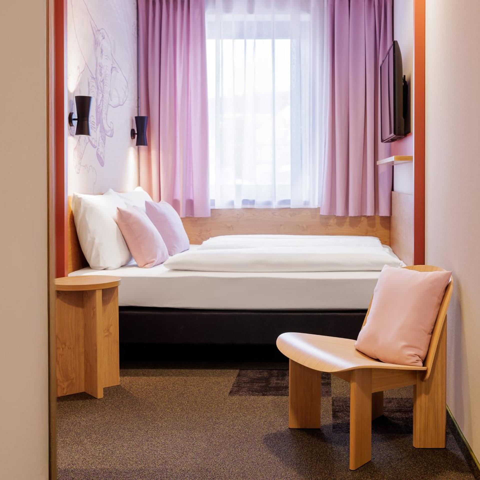 McDreams Hotel Wuppertal City 7/27