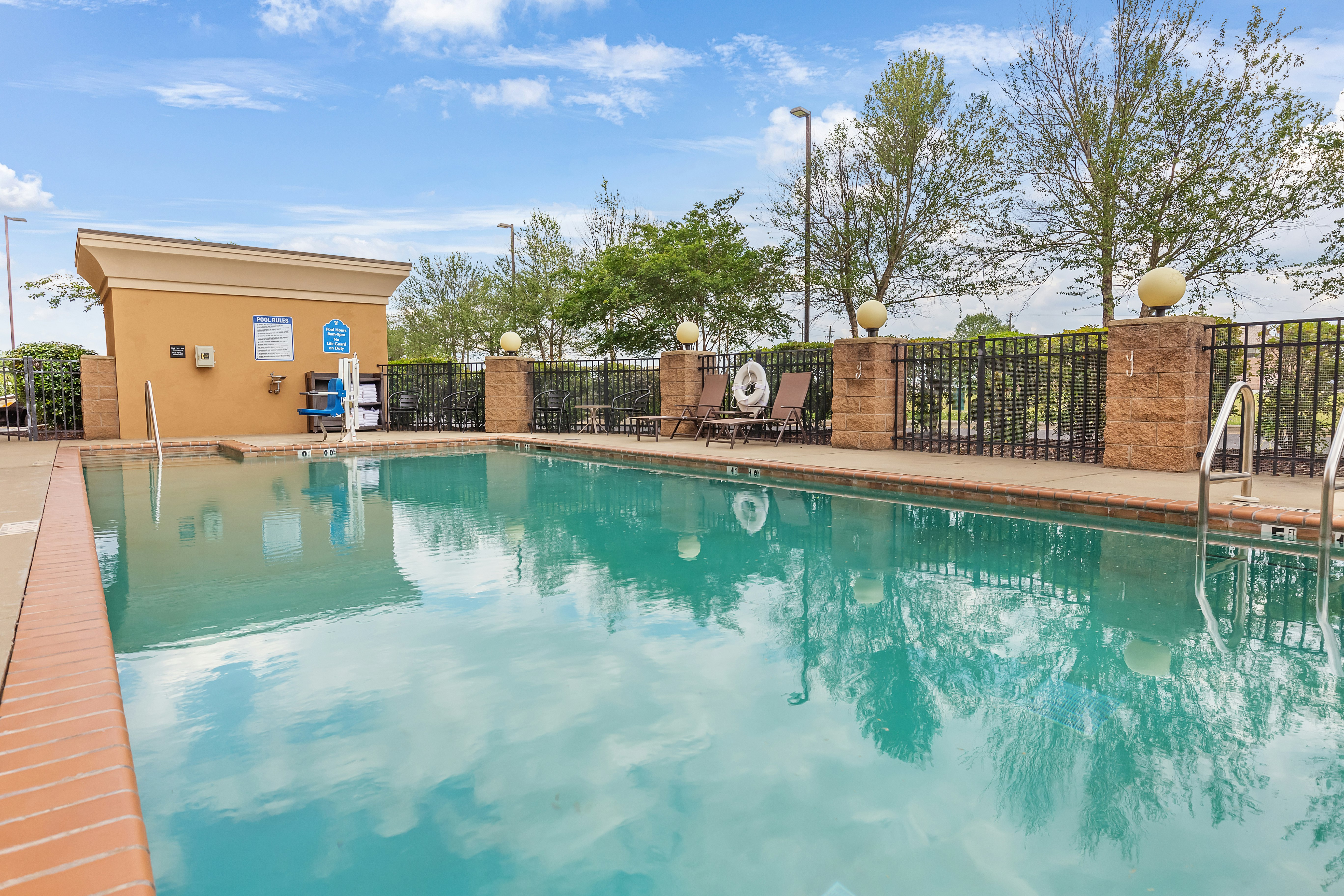 Hampton Inn Atmore 34/52