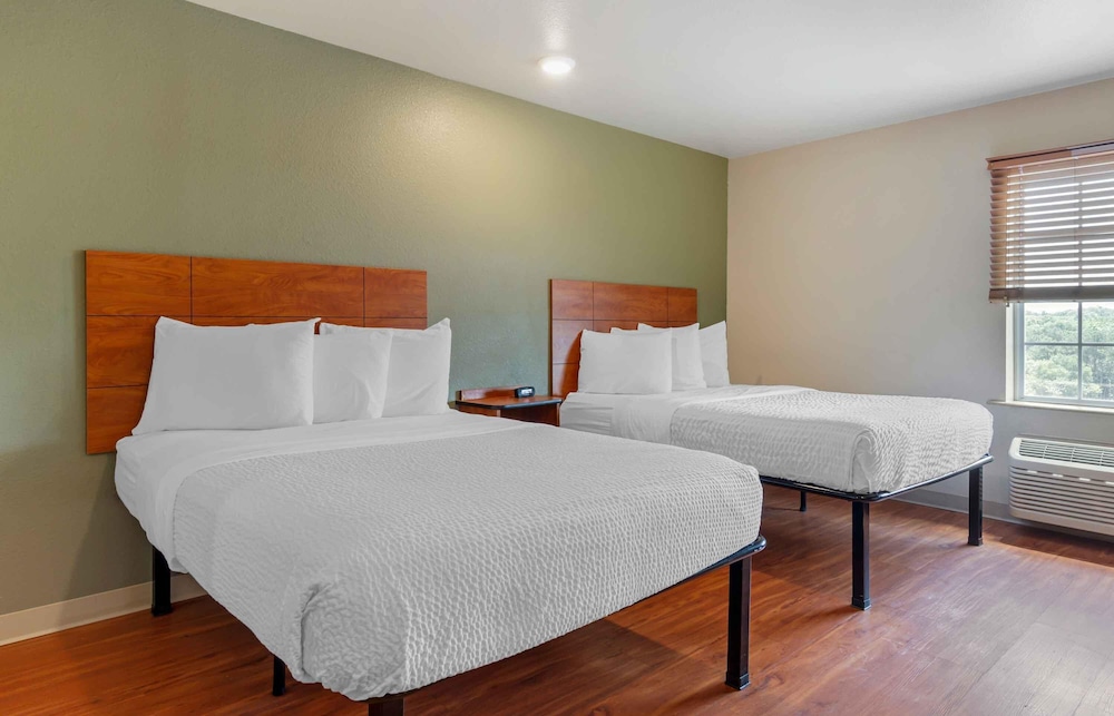Extended Stay America Select Suites Atlanta Chamblee 24/53