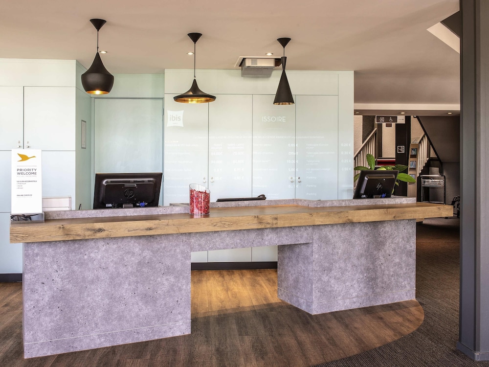 Ibis Issoire 9/57