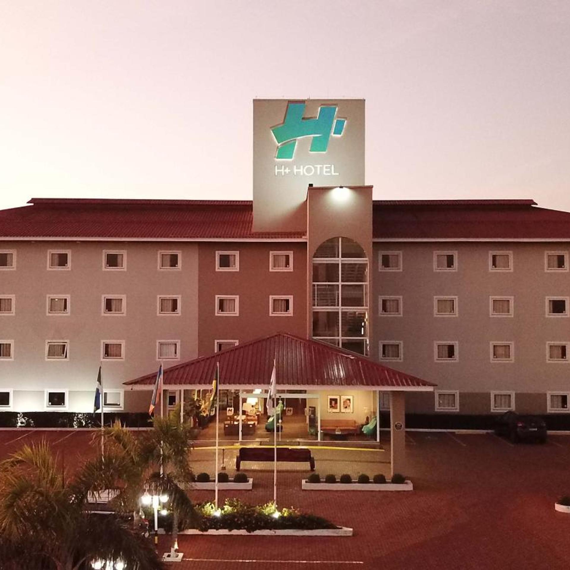 Hotel 10 Dourados 2/52