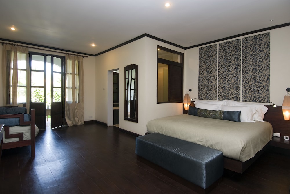THE APSARA RIVE DROITE 9/50