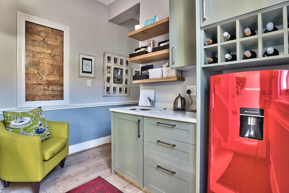 Parker Cottage 42/58