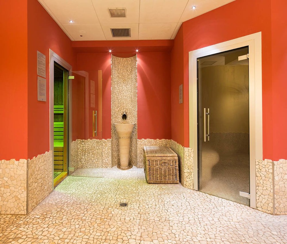 Art & Hotel Aeroporto 4/41
