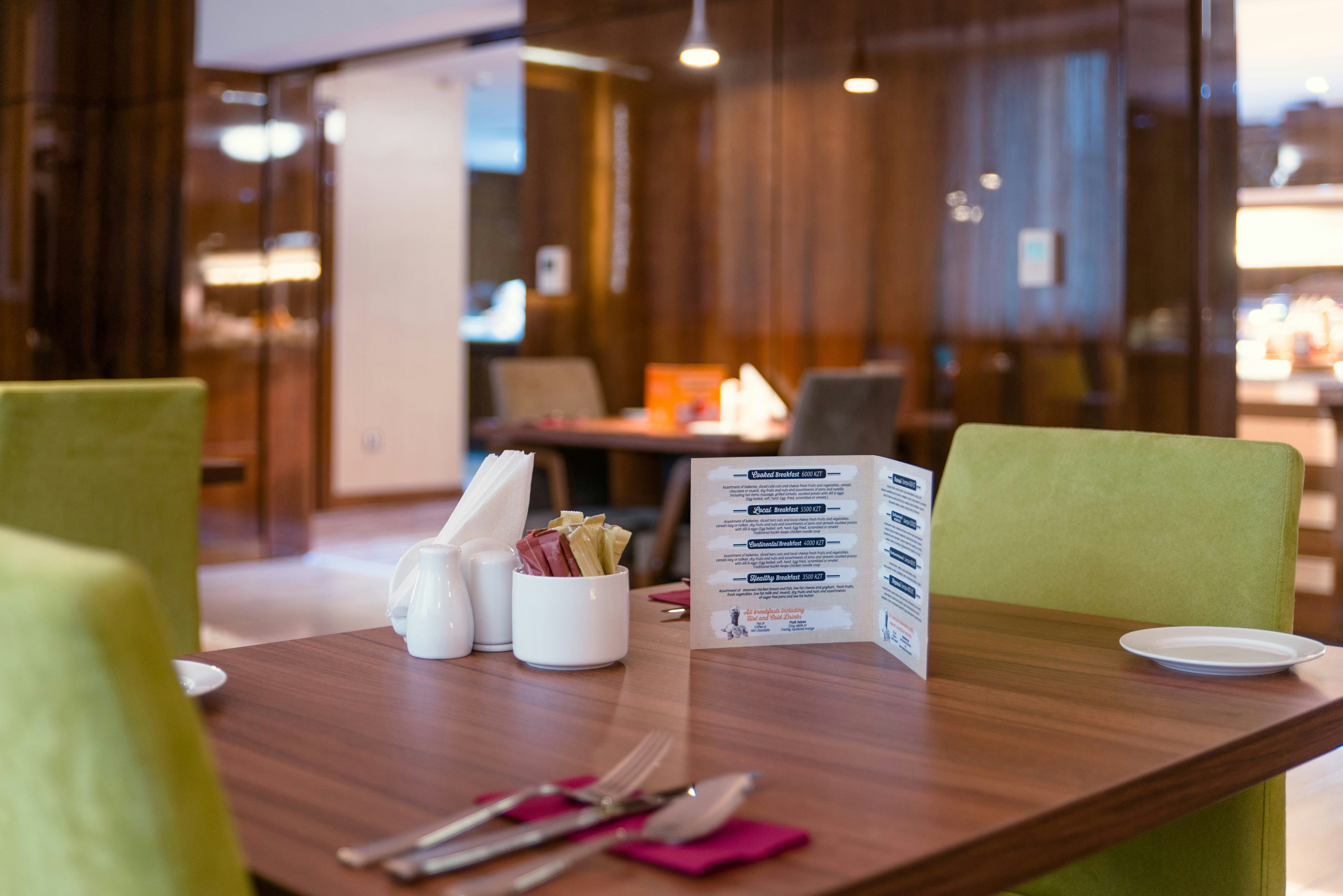 Holiday Inn Aktau 24/30