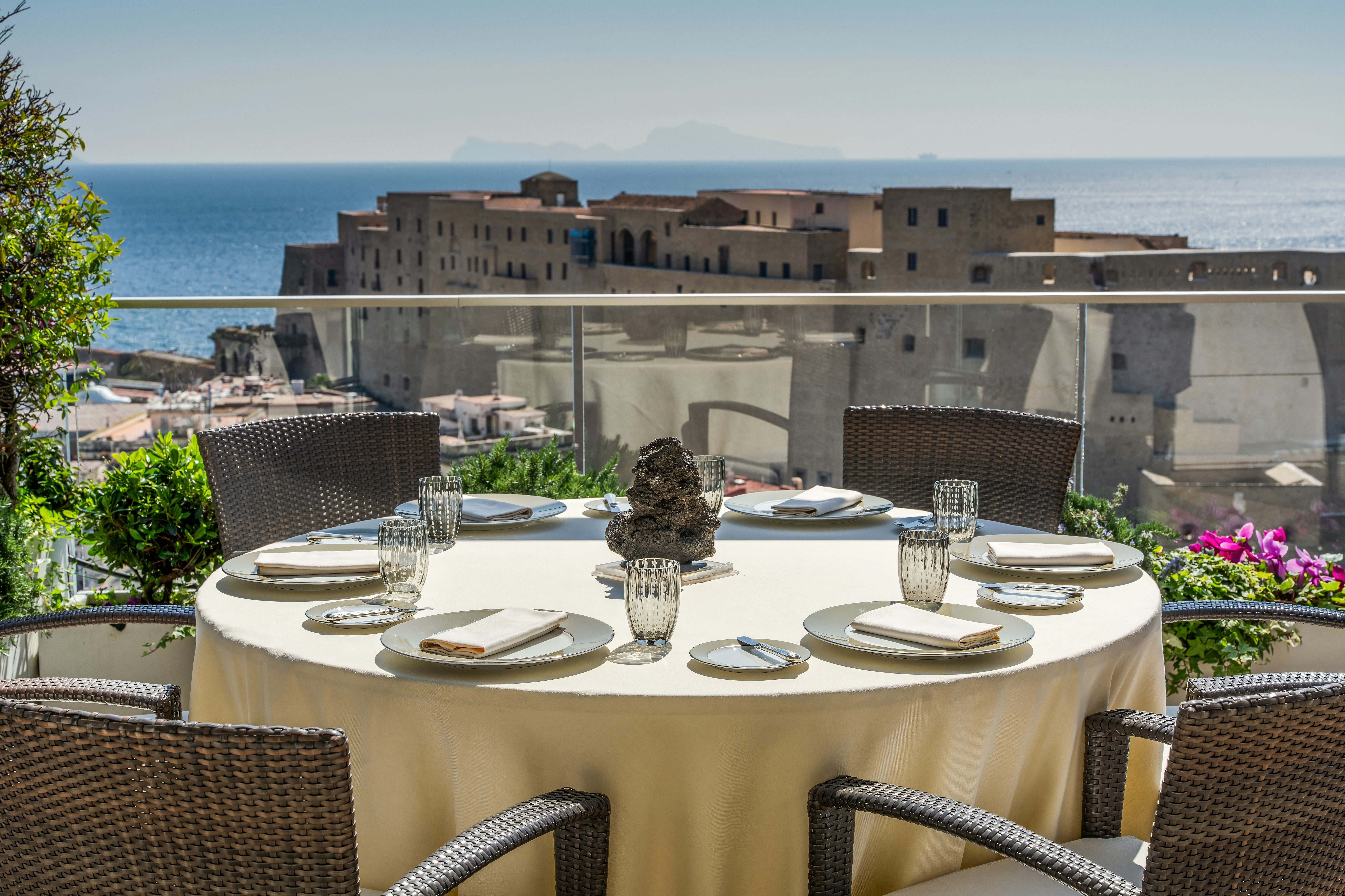Grand Hotel Vesuvio Naples 35/50