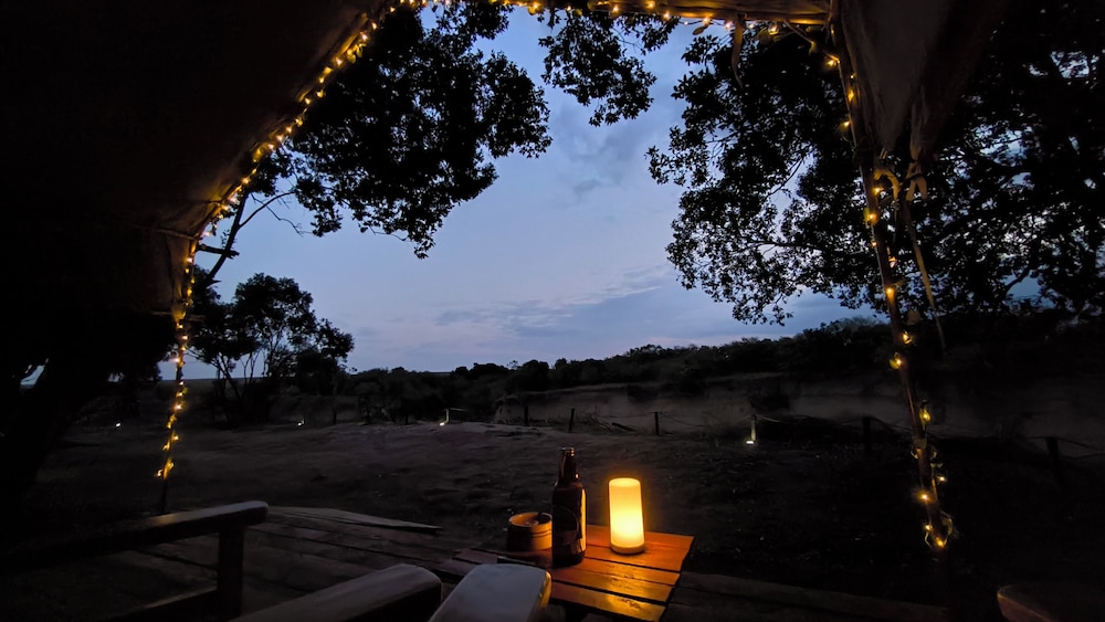 Julia's River Camp 43/50