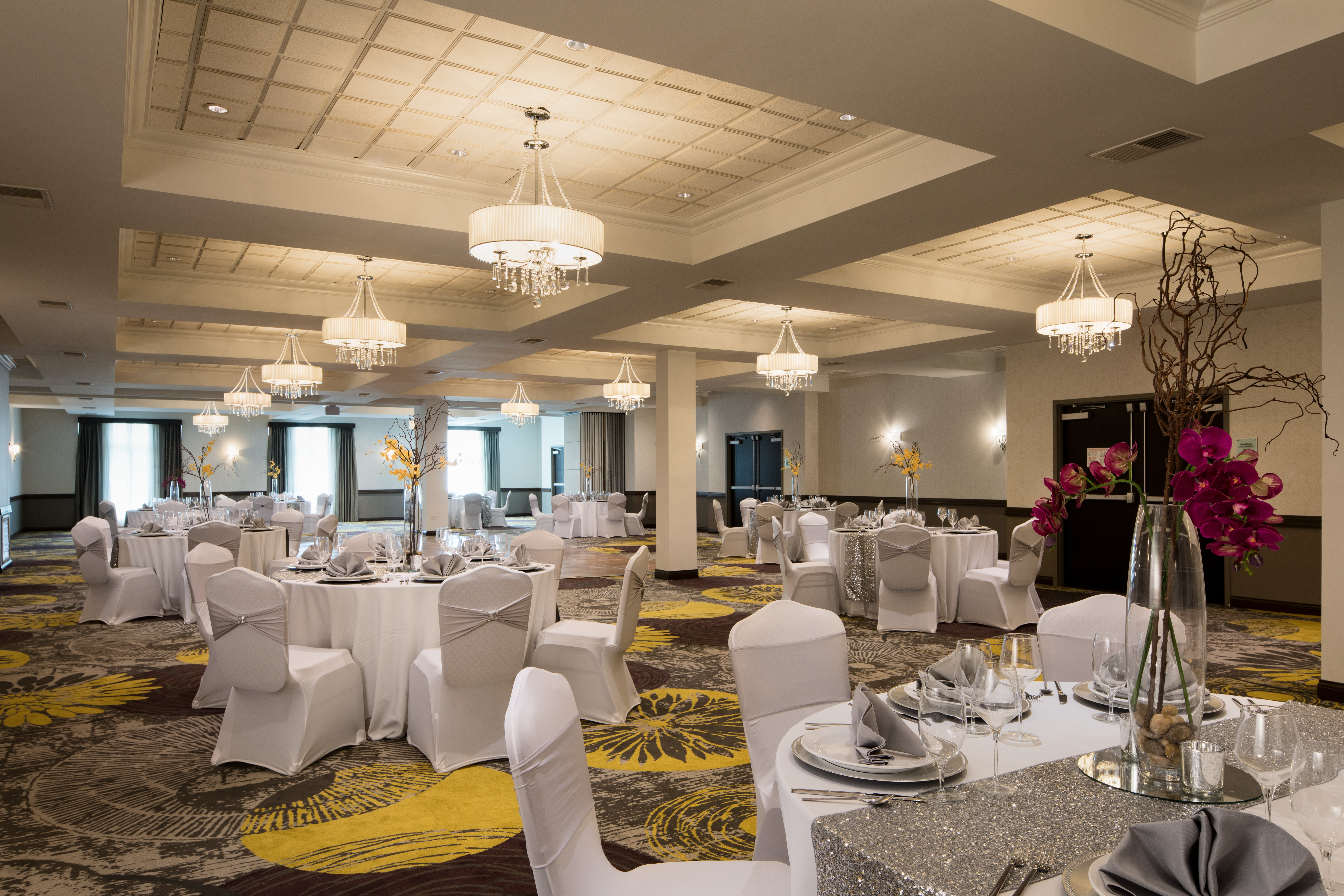 Crowne Plaza Chicago Sw Burr Ridge 47/59
