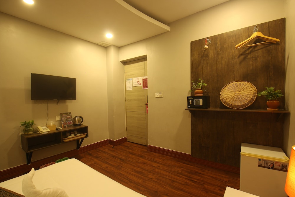 Ostro Hotel 33/61