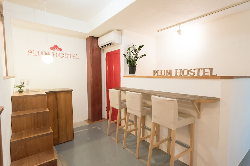 Plum Hostel 26/30