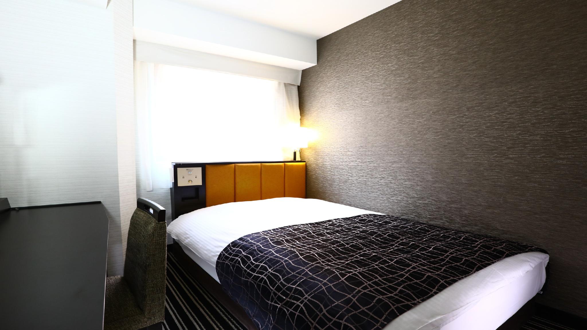 Semi Room, Single, Semi Double Bed