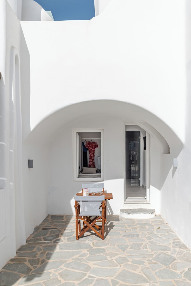 Naxian Queen Luxury Villas And Suites 3/77