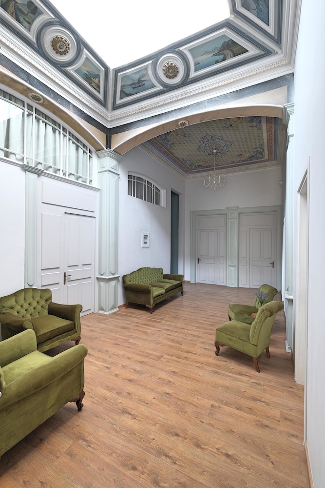 Agora Residence 36/50