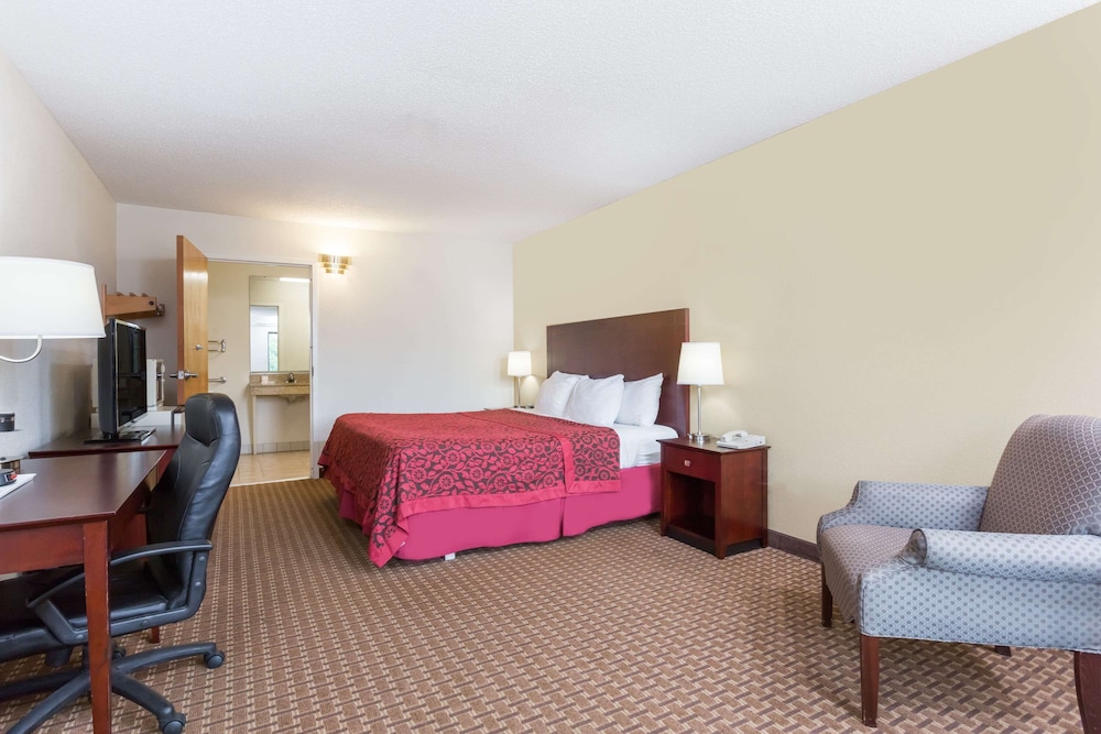 Days Inn by Wyndham Reidsville 11/19