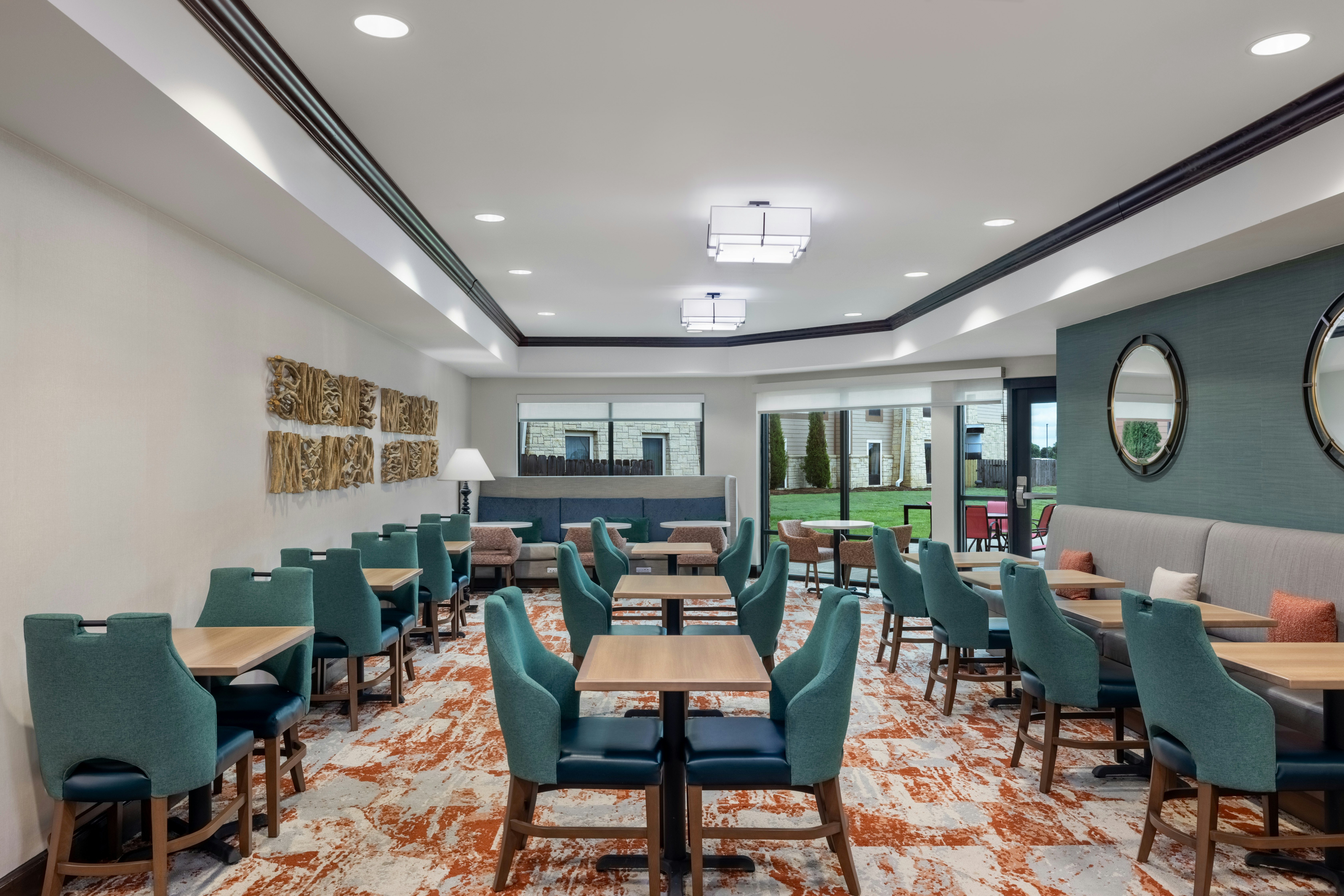 Hampton Inn & Suites I-35/ Mulvane 36/51