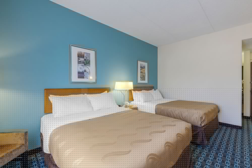 Quality Inn and Suites Sandusky 12/40
