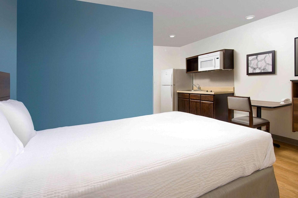 WoodSpring Suites Fargo North Near NDSU 8/22