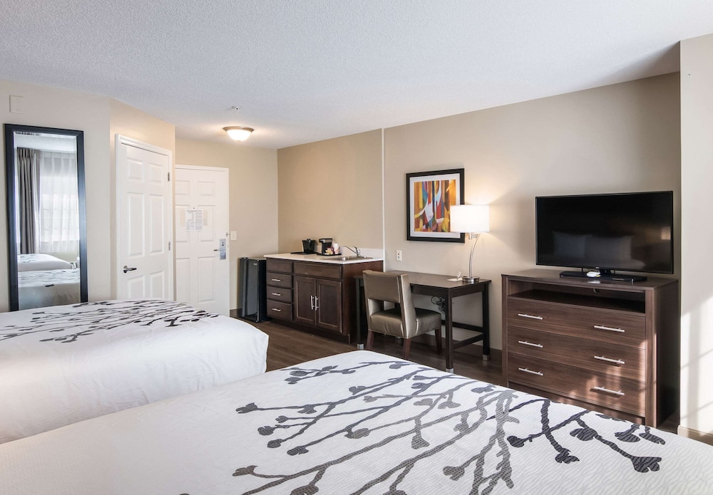 Sleep Inn & Suites Columbus near Fort Benning 19/44