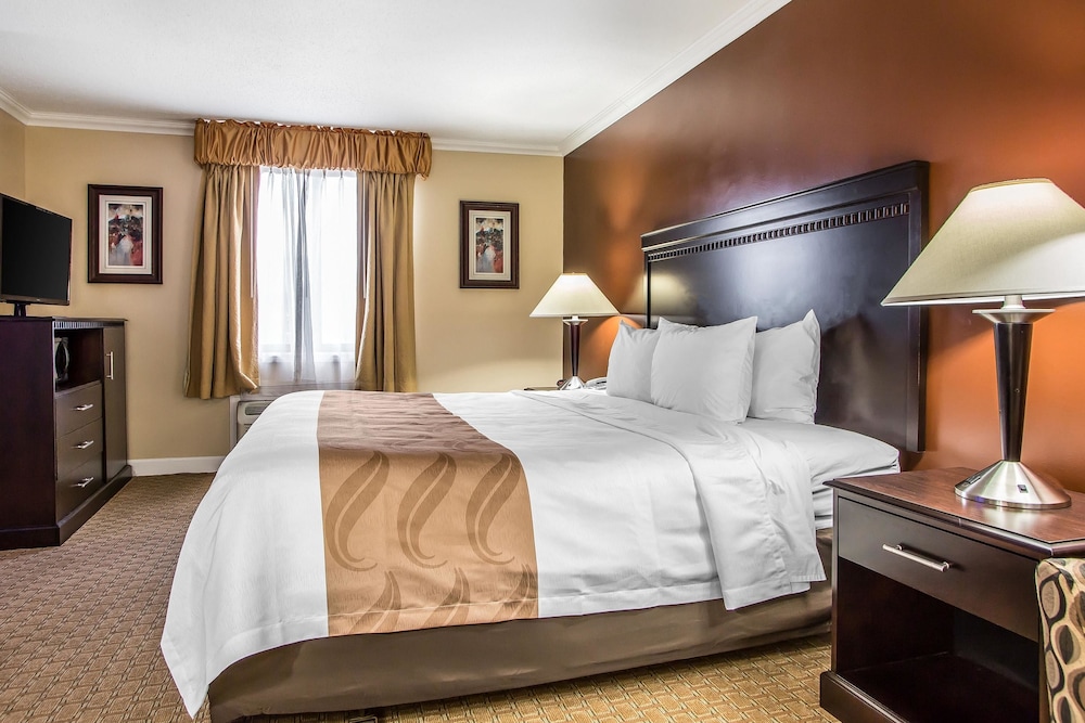 Quality Inn O'Hare Airport 16/41