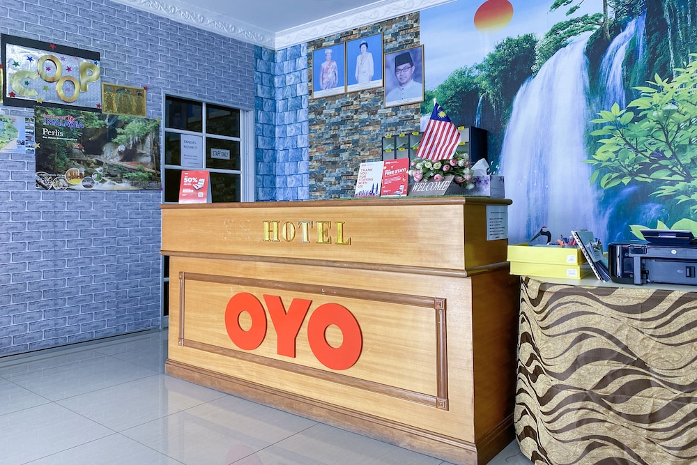 Lobby at OYO 90039 Coop Hotel Kangar, KANGAR