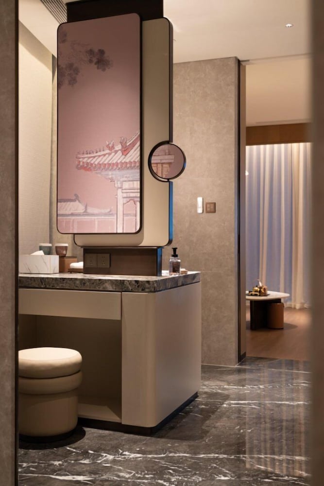 Jianguo Hotel Huanqiu 5/43