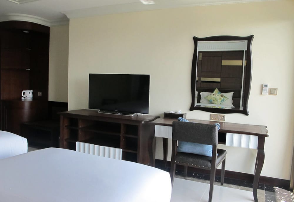MARCH HOTEL PATTAYA 9/42