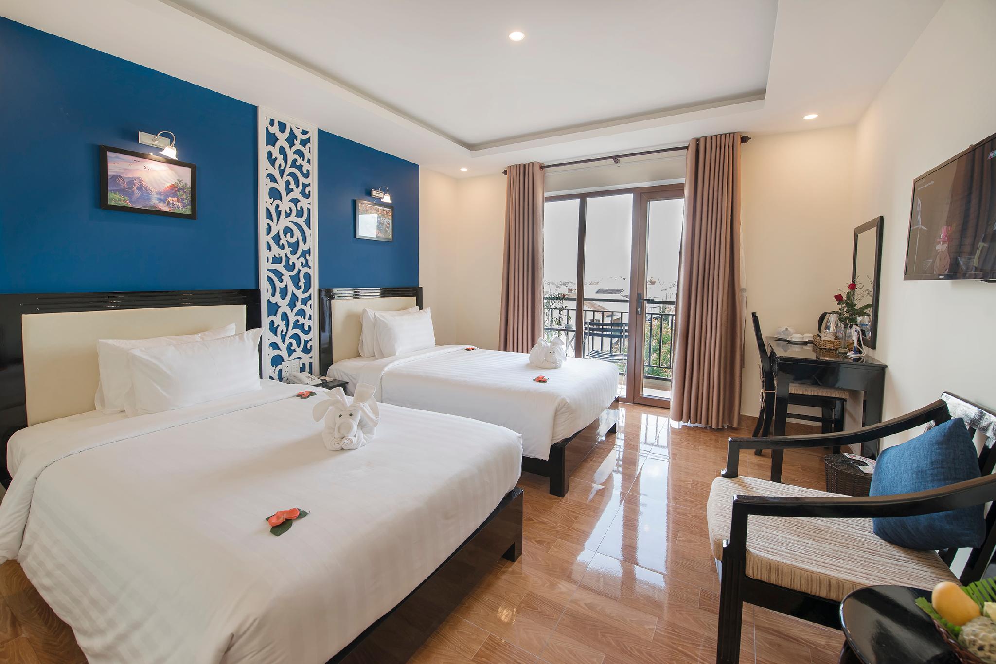Deluxe, Twin Beds, Balcony